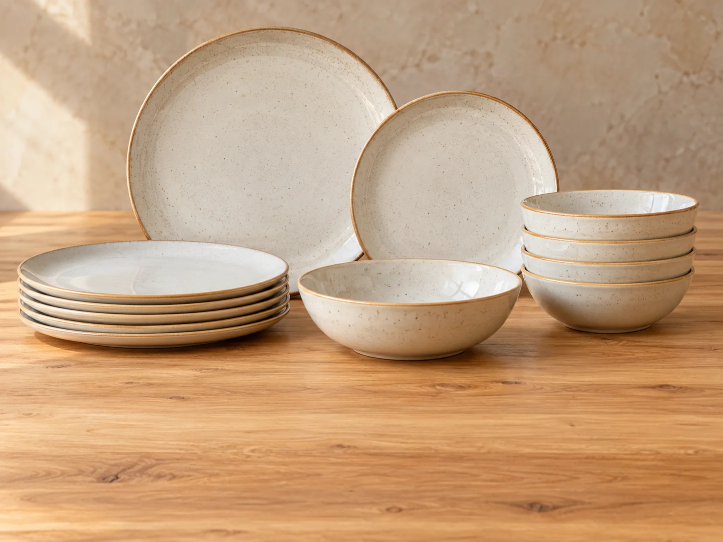Assiettes, bols et services